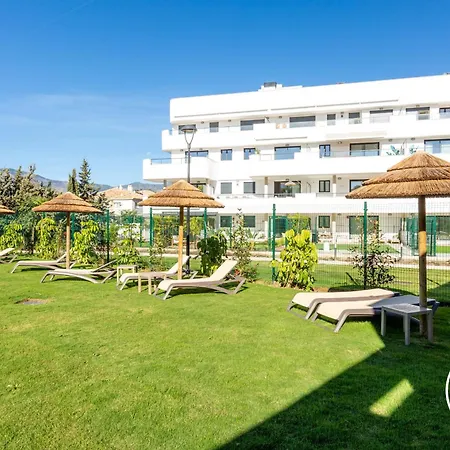 Vivi Homes - Family Retreat - Terrace - Pool - Gym Estepona